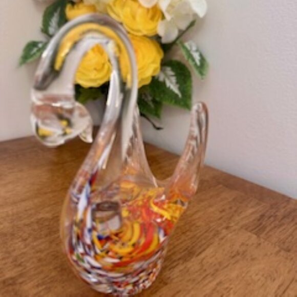Vintage Murano Hand-Blown Glass Swan Figurine – Vibrant Multicolour Design - Picture 2 of 6